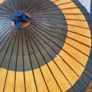 Vintage Japanese Wagasa Parasol – Bullseye Pattern, Fragile Display Decor
